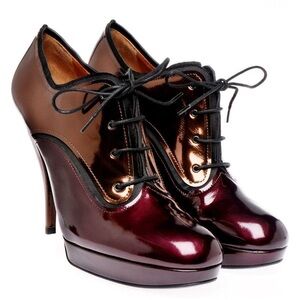 LANVIN Paras River 2009